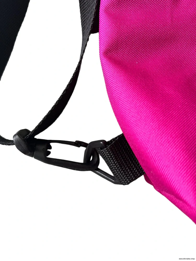 Klokanka - na vycházce v pohodlí, malinová s křídly